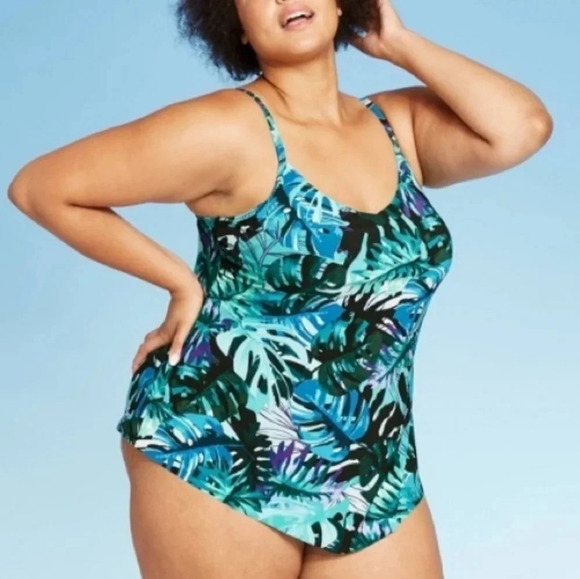 NWT Aqua Green Tropical Print Tankini Swim Top - Picture 1 of 7